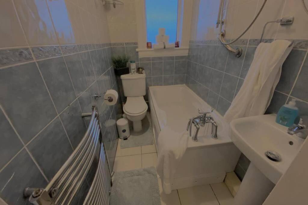 Beautiful Sea View 2 Bed Home Port Glasgow Ngoại thất bức ảnh